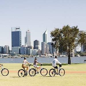 tourist attractions south of perth