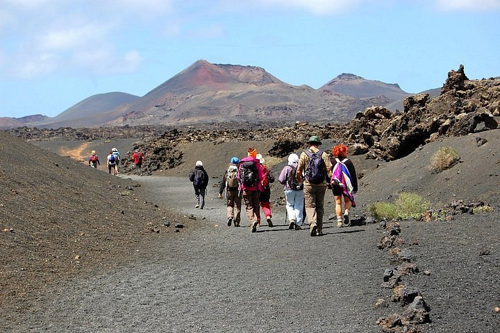 Særlig spejl Uddybe 2023 3 Volcanoes Guided Walking Tour from Lanzarote