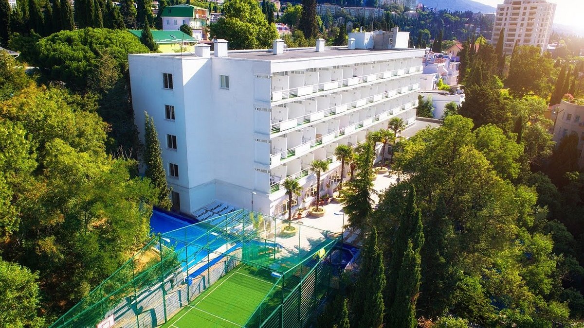 Уютный отель у подножья горы Ставри-Кая - отзыв о Polyana Skazok Eco-Hotel  Yalta, Ялта - Tripadvisor