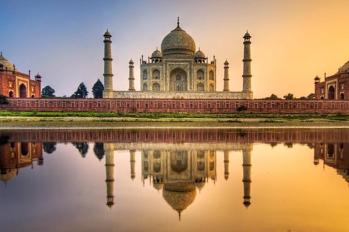 Delhi Tourism - @theculturedpapi Thanks for capturing such an amazing shot  of the Akshardham Temple. Thanks to @vividindia educating us about its rich  architecture. “Swaminarayan Akshardham (New Delhi) is a Hindu temple,