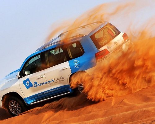 ‪Abu Dhabi: 7-Hours Desert Safari with BBQ, Camel Ride & Sandboarding‬