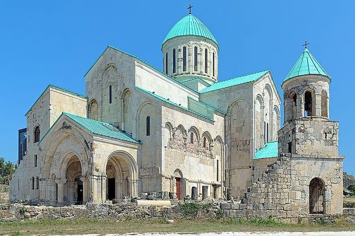 Bagrati Cathedral in Kutaisi - Tours and Activities