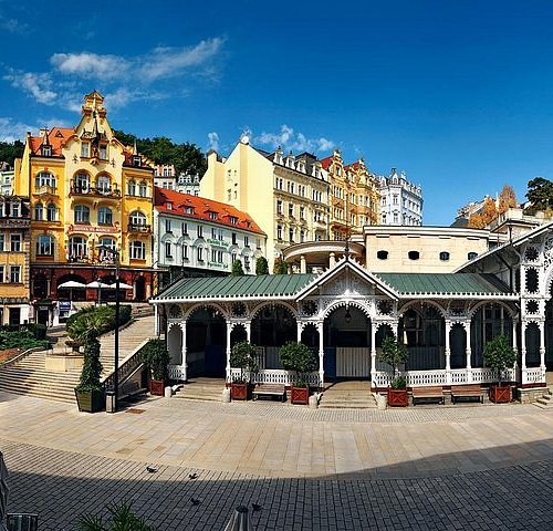 karlovy vary tourist