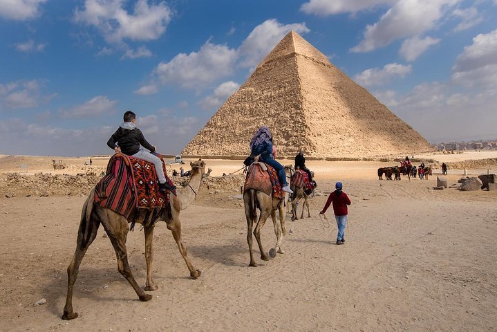 2024 Half-Day Private tour to Pyramids of Giza and Sphinx