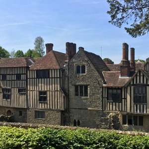 can you take dogs to ightham mote