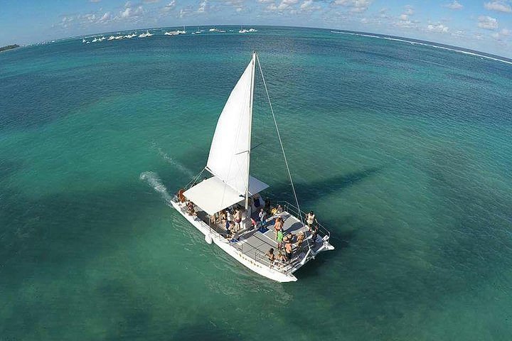 catamaran en republica dominicana