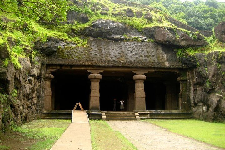 The Elephanta Caves are a network of sculpted caves located on Elephanta  Island, or Gharapuri (literally "… | India travel places, India  architecture, Ajanta ellora