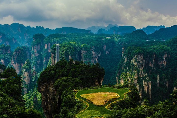 2023 Private 2-Day Tour Combo Package: Zhangjiajie Avatar and Tianmen ...