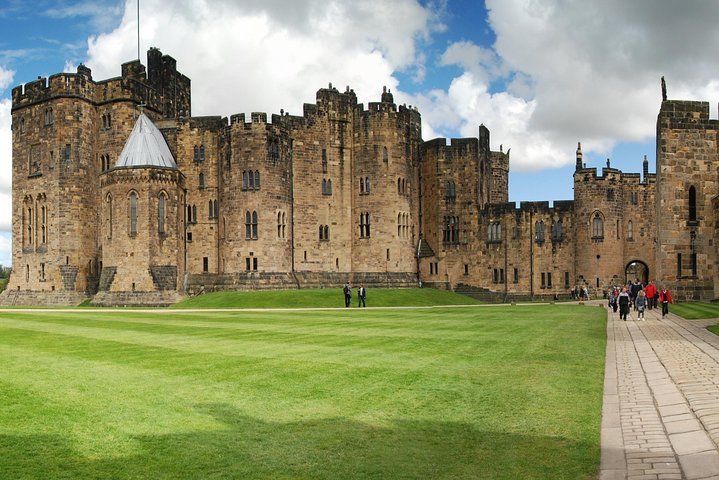 Alnwick Castle All You Need to Know BEFORE You Go 2024