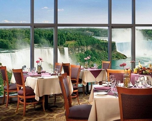 which niagara falls boat tour is better