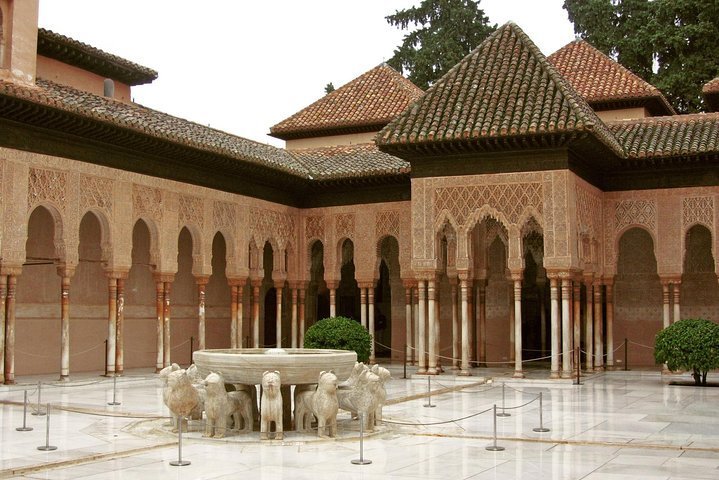 2024 Alhambra: Nasrid Palaces & Generalife Ticket With Audioguide