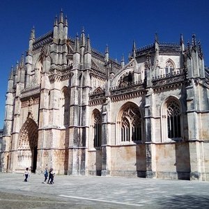 Cistermúsica na Sacristia e no bosque do Mosteiro de Alcobaça, mas também  em Coz e na Fórnea – Região de Leiria