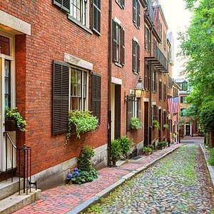 The Flat of Beacon Hill, Walking Tour