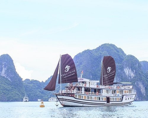 halong bay cruise with slide