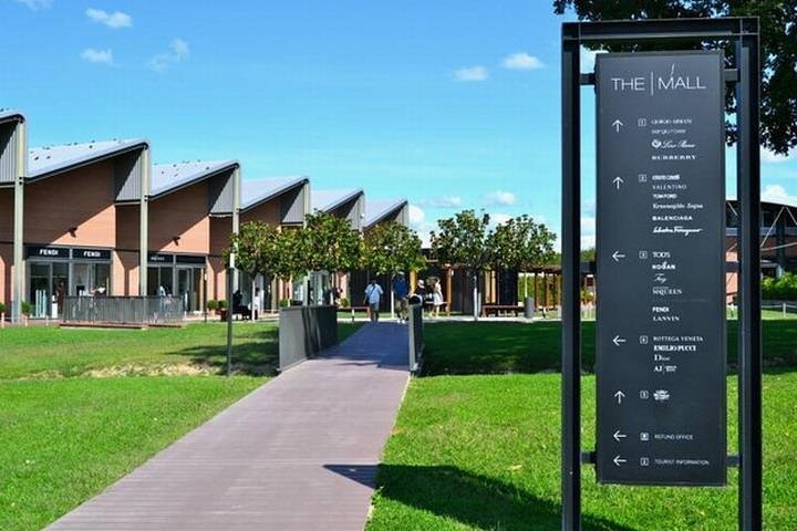 Shopping tour at The Mall Outlet in Tuscany a full day from Rome
