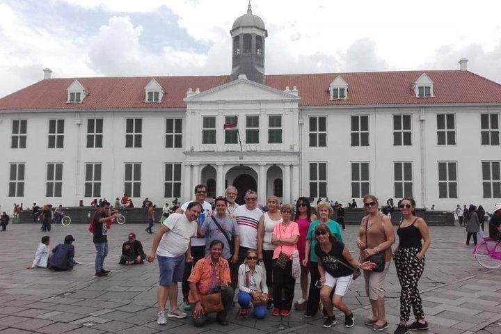 2024 Jakarta Jakarta City Tour With Lunch Provided By Wisata Ambon   Caption 