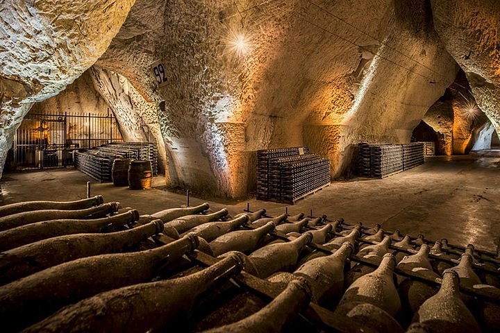 Visit Veuve Clicquot Champagne House - All Wine Tours