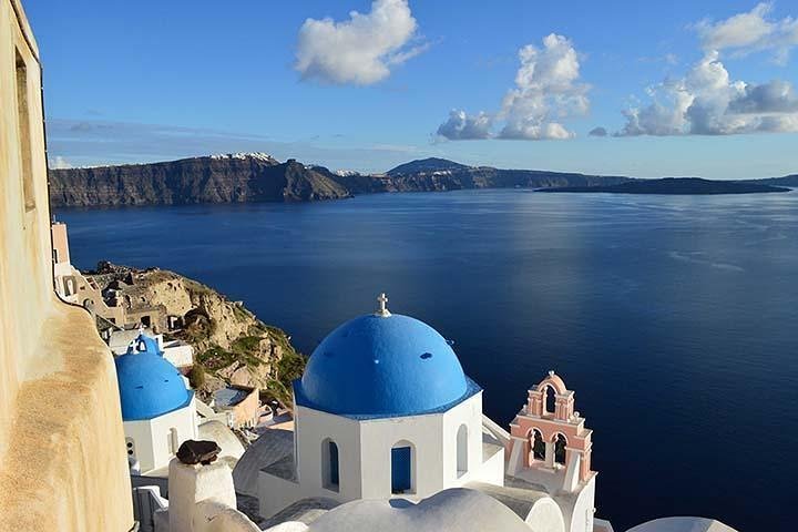 Santorini Volcanic Islands Cruise: Volcano, Hot Springs And Thirassia