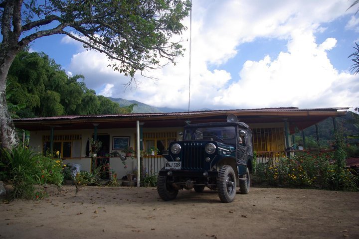 Armenia, Quindio Botanical Garden and Coffee Farm Private Tour 2023