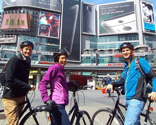 mississauga city hall tours