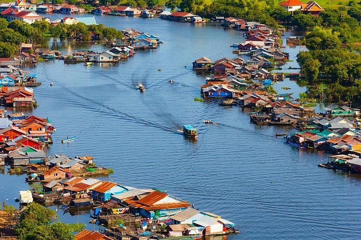 kampong khleang tour