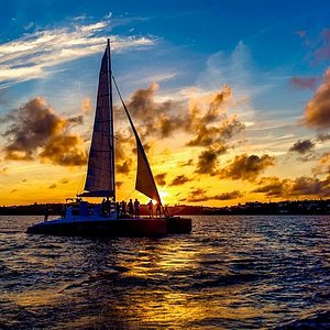sunset cruise in bermuda