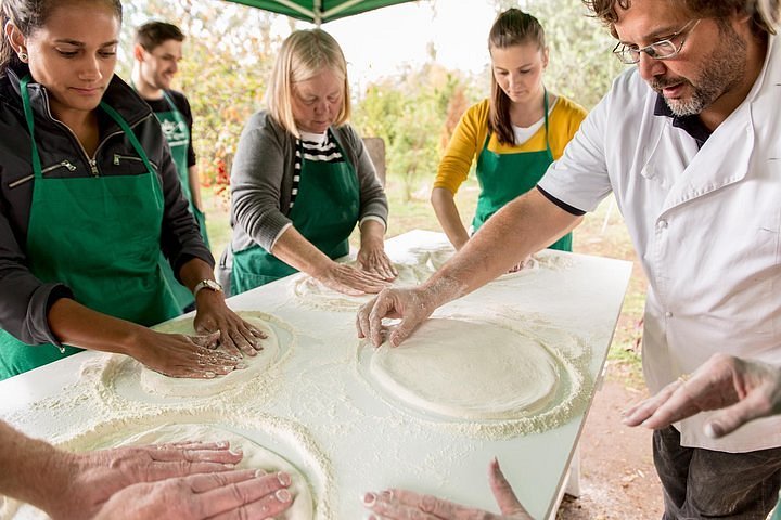 The 9 best pizza making classes in Rome - Tripadvisor