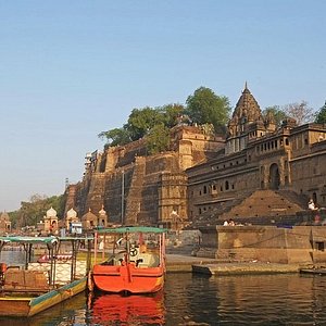 tourist places at indore