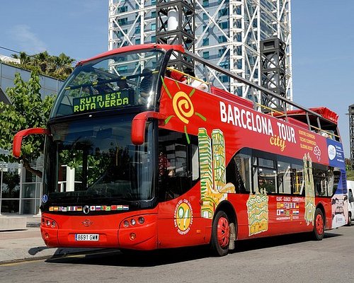 bus tour of barcelona city