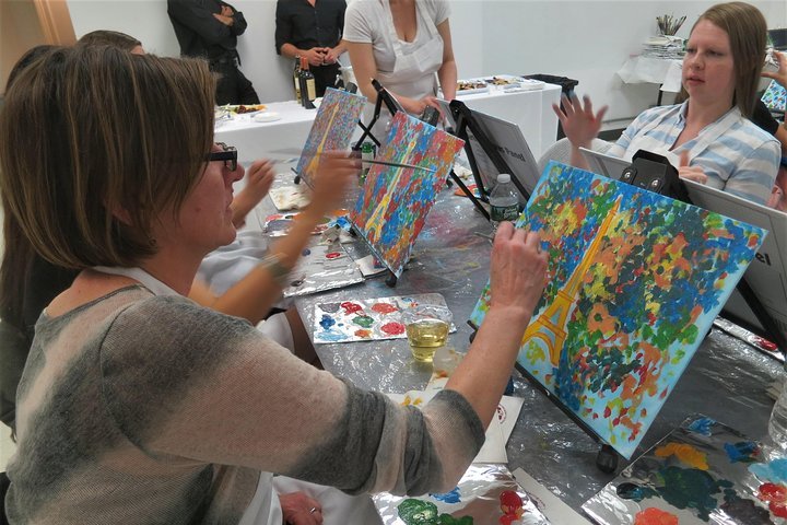 2023 Sip And Paint Class In NYC   Caption 