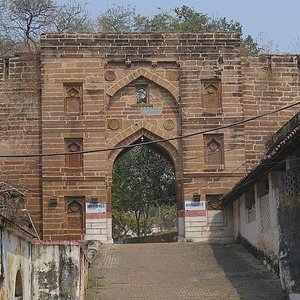 tourist places in mirzapur