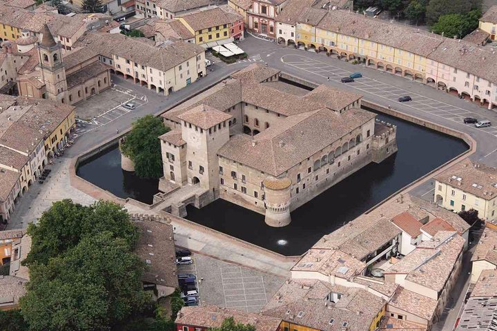 2024 Fontanellato: A Castle And A Labyrinth In Parma Countryside