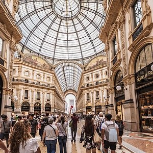 ITALY IN GALERIA - NEW TWINSET MILANO BOUTIQUE - Galeria Shopping center