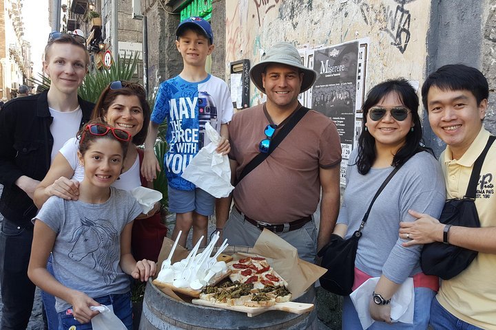 2024 Naples Naples Street Food Tour With Local Expert   Caption 