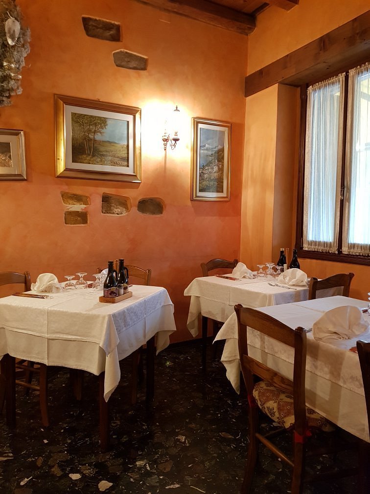 PIZZERIA RISTORANTE LUI E LEI, San Martino Buon Albergo - Restaurant  Reviews, Photos & Phone Number - Tripadvisor