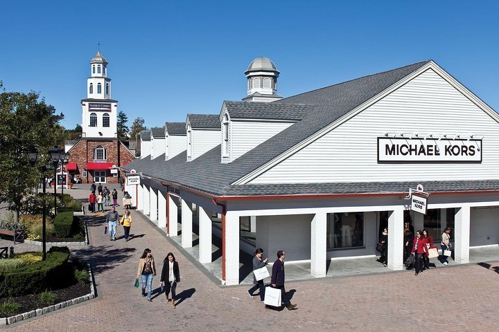 Polo Ralph Lauren Children at Woodbury Common Premium Outlets® - A