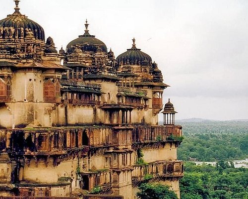 khajuraho orchha tour