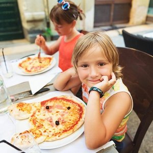 Uma aula de culinária de pizza em Roma: aproveite sua criação