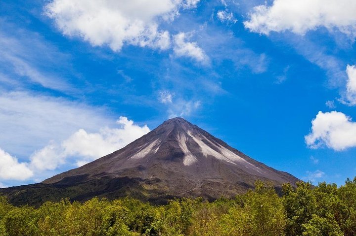 2023 8-Day Best of Northwest Costa Rica from San Jose: Arenal Volcano ...