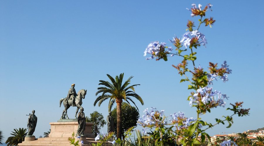 Whores in Ajaccio