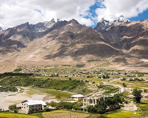 best travel agency for ladakh