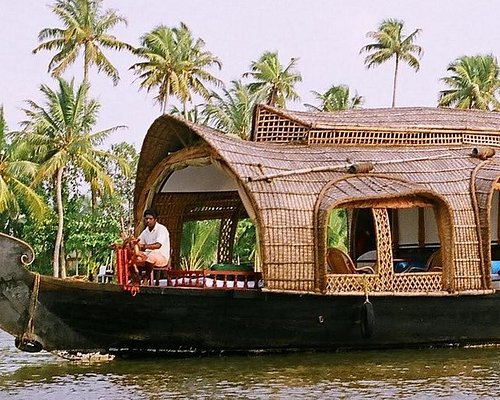 kerala tourism packages price