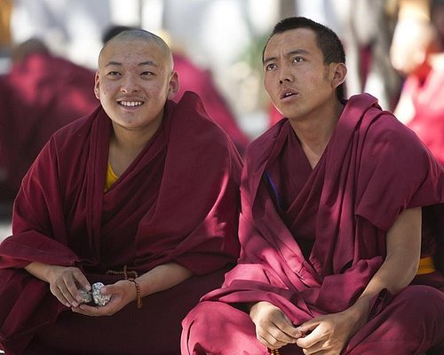 group tours to tibet