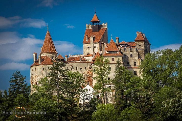 2024 Private Tour: 4-day Transylvania Famous Landmarks