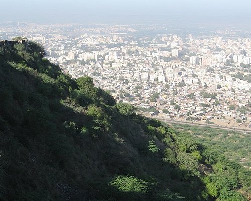 bhuj tourist attractions