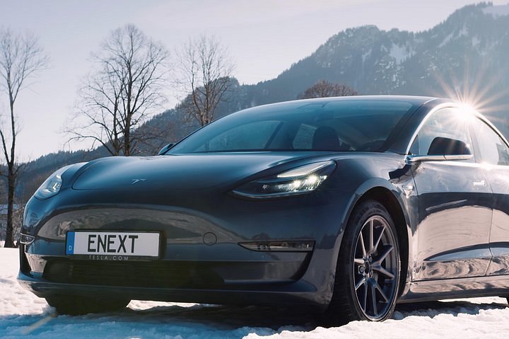 Rent a Tesla in Munich: Experience electromobility and driving fun