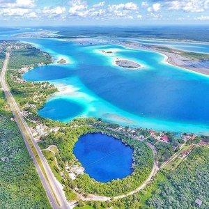 bacalar cenote