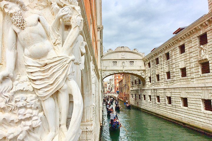 Tripadvisor Venecia Ducal Recorrido Histórico A Pie Y Sáltate La Línea Palacio Ducal Ofrecido 4951