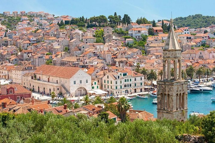 Croácia: giro completo por Zagreb, Split, Plitvice e Dubrovnik