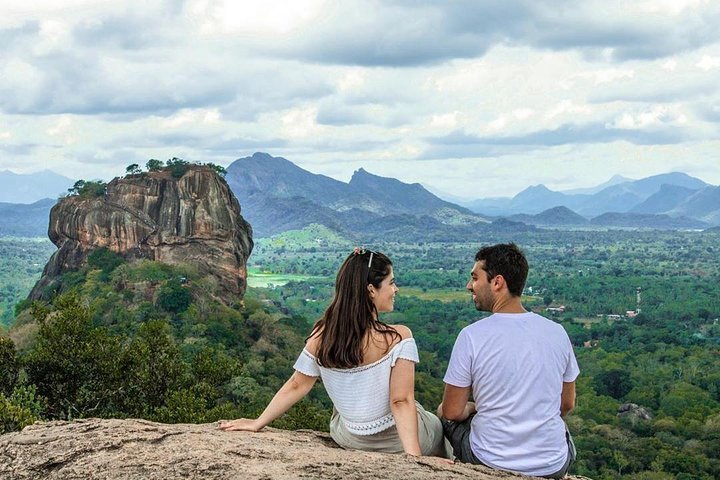 2024 3 Days Tour to Kandy, Nuwara Eliya & Sigiriya